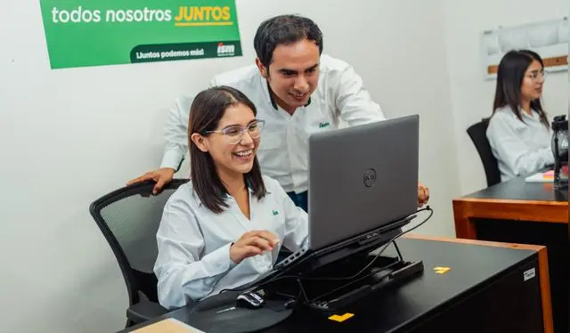 <em>En 2024, ISM impactó a más de 900,000 personas mediante programas sociales y recicló más de 607 toneladas de PET. Fuente: Difusión.</em>   