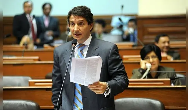 Renzo Reggiardo asumiría la alcaldía de Lima por un año hasta las próximas elecciones municipales. Foto: Andina.   