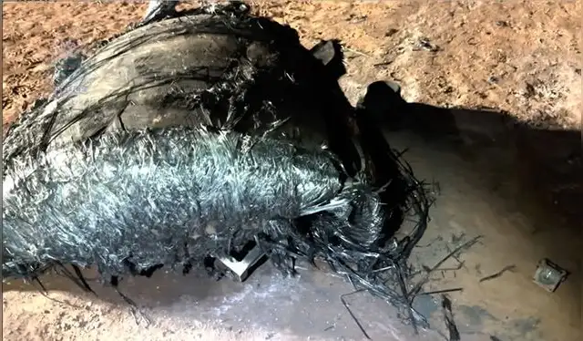  Las investigaciones iniciales apuntan a que el objeto forma parte de una nave espacial. Foto: Policía Australia Occidental   