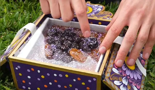 Presentación de turrón valorizado en S/170. Foto: Vicente Visla/ YouTube   