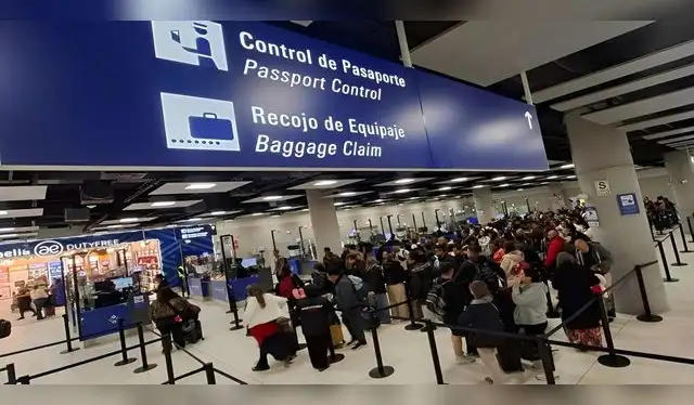  LAP cobrará la TUUA de transferencia desde el 27 de octubre. Gremios de aerolíneas piden postergación.   