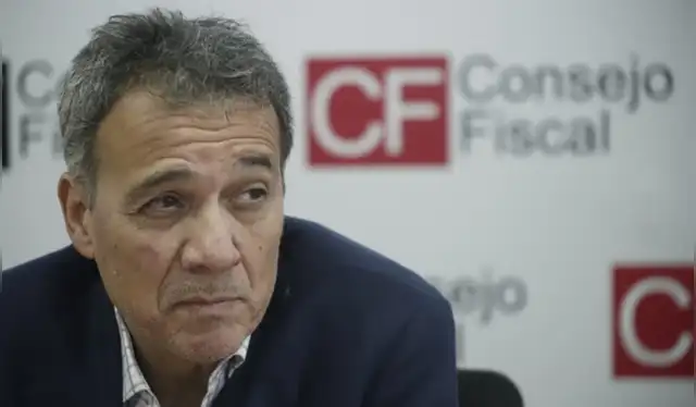 Alonso Segura, presidente del Consejo Fiscal. Foto: Sebastián Blanco/La República Alonso Segura, presidente del Consejo Fiscal. Foto: Sebastián Blanco/La República