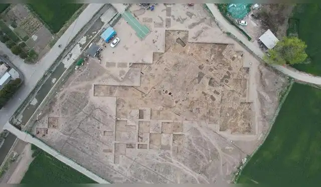 El yacimiento Sanxingdui ha atraído a más de cinco millones de turistas, interesados en la rica historia de la civilización Shu. Foto Xinhua News El yacimiento Sanxingdui ha atraído a más de cinco millones de turistas, interesados en la rica historia de la civilización Shu. Foto Xinhua News