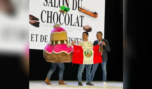  El peruano Frank Olivares se alzó con el primer puesto en la categoría Esculturas de Chocolate del Salón du Chocolat en París, Francia. Foto: IG - salondelcacaoychocolateperu   