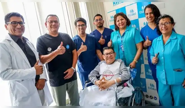 Dilbert Aguilar fue atendido en el Hospital Diego Rebagliati. Foto: EsSalud Dilbert Aguilar fue atendido en el Hospital Diego Rebagliati. Foto: EsSalud