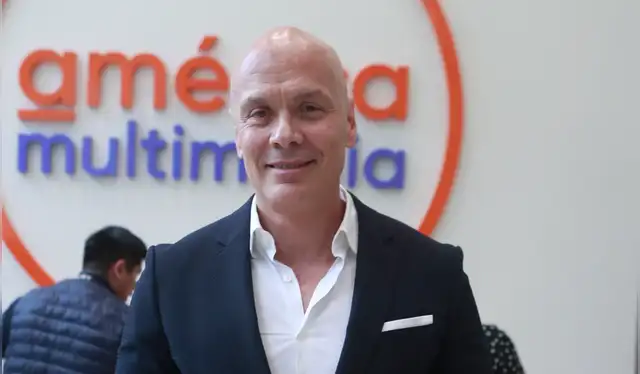 Fernando Muñiz negó que las televisoras estén pasando de moda. Foto: Marco Cotrina/La República Fernando Muñiz negó que las televisoras estén pasando de moda. Foto: Marco Cotrina/La República