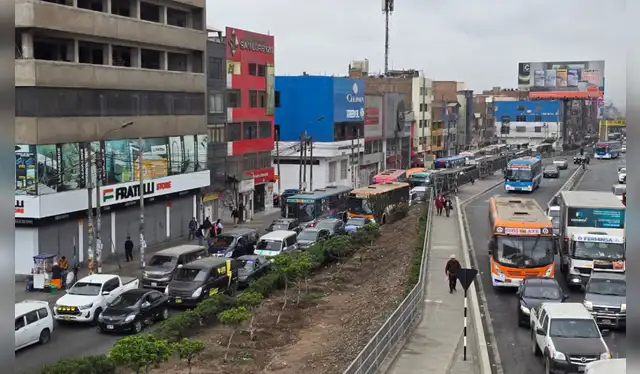 No se observan policías de tránsito en la zona. Foto: Silvana Quiñonez. No se observan policías de tránsito en la zona. Foto: Silvana Quiñonez.