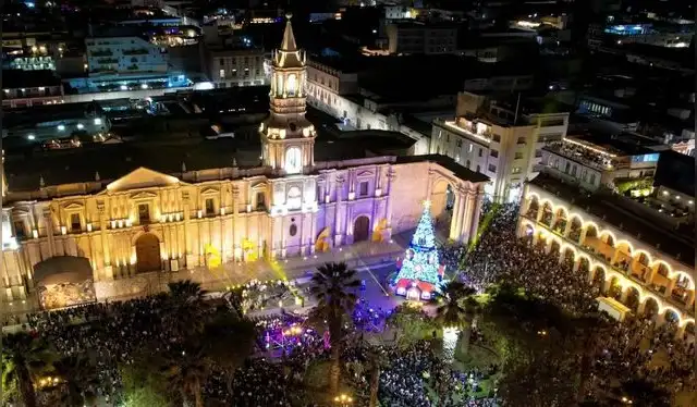 El evento marcó el aniversario del Centro Histórico como Patrimonio Mundial y contó con la participación de autoridades. Fuente: Difusión.   