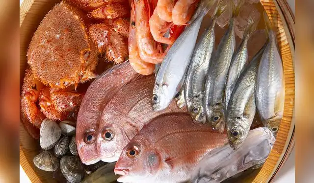 La contaminación marina por plásticos también afecta a las especies que terminan en nuestra mesa. La contaminación marina por plásticos también afecta a las especies que terminan en nuestra mesa.