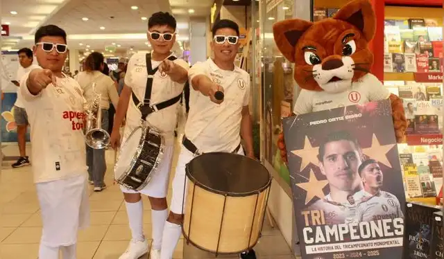 Hinchas acudieron a la presentación del libro. Foto: Librería Aguilar. Hinchas acudieron a la presentación del libro. Foto: Librería Aguilar.