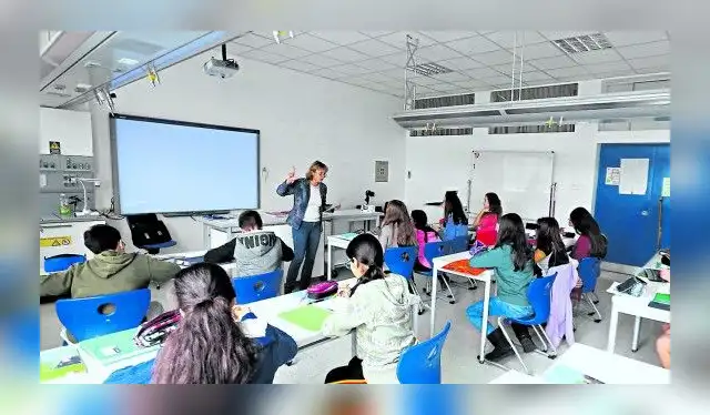 Indecopi lanzó un comunicado en el que revela que sancionará a los colegios si incumplen con la beca de orfandad a sus alumnos. Foto: Edugestores Indecopi lanzó un comunicado en el que revela que sancionará a los colegios si incumplen con la beca de orfandad a sus alumnos. Foto: Edugestores