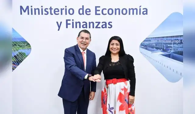 Ministros Jorge Figueroa (Educación) y Denisse Miralles (Economía). Foto: MEF   