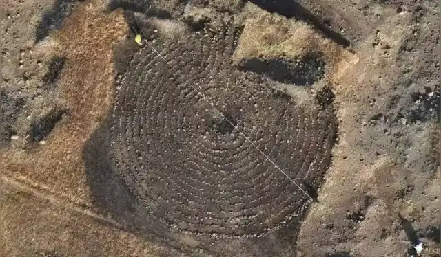  Vista aérea del mayor laberinto circular antiguo documentado en territorio indio. Foto: Sachin Patil Sachin, Deccan College    