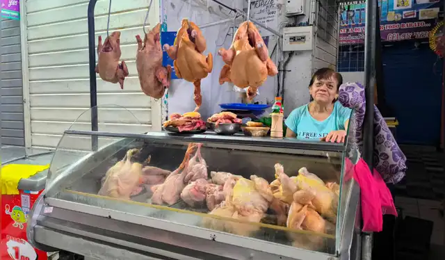  Precio del pollo oscila desde S/10,00 hasta los 15,00 a nivel nacional. Créditos: Almendra Ruesta / La República.<br><br>    
