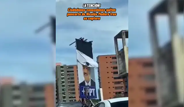 Video viral de ciudadanos venezolanos celebrando el retiro de una pancarta publicitaria de Maduro. | Foto: Redes sociales Video viral de ciudadanos venezolanos celebrando el retiro de una pancarta publicitaria de Maduro. | Foto: Redes sociales