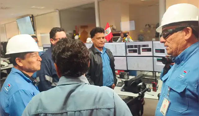  El alcalde de Talara anunció una reunión con otros burgomaestres y representantes de Petroperú para emitir un pronunciamiento al Estado. Foto: Difusión   