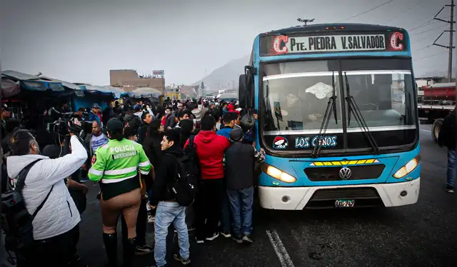  diversos gremios de transportistas en Lima y Callao han confirmado una<strong> paralización para este jueves 15 de enero de 2026</strong>.   