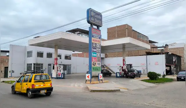  El diésel es el más combustible de mayor precio en diferentes ciudades. Foto: Almendra Ruesta - La República.<br><br>    