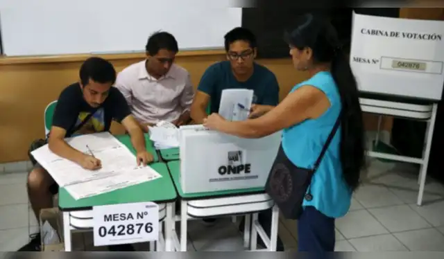 Las Elecciones Generales del Perú se llevarán a cabo el 12 de abril. Las Elecciones Generales del Perú se llevarán a cabo el 12 de abril.