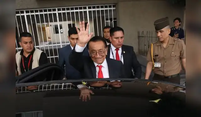 José María Balcázar juró como nuevo presidente de la República. Foto: Carlos Félix/La República   