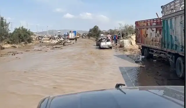 Panamericana Sur afectada por huaicos. Foto: difusión   