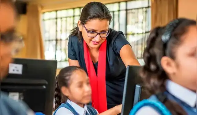 Minedu anuncia pago de bonificaciones y asignaciones para docentes a nivel nacional. Foto: difusión   