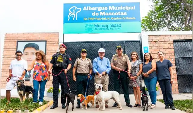  Alcalde de Surco nombra albergue de mascotas S1 PNP Patrick H. Ospina Orihuela. Foto: Municipalidad de Surco   