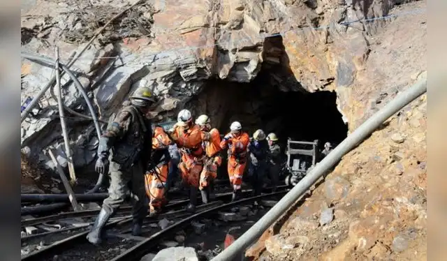 Según experto, el problema de fondo de la tercerización suele utilizarse para trasladar costos laborales a empresas contratistas, muchas de ellas micro o pequeñas empresas. Según experto, el problema de fondo de la tercerización suele utilizarse para trasladar costos laborales a empresas contratistas, muchas de ellas micro o pequeñas empresas.