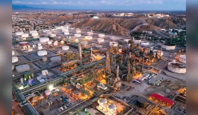  Ante la falta de apoyo del Gobierno, la Refinería de Talara&nbsp;interrumpió sus operaciones por fallo en la unidad de desalinización de agua ·    