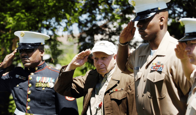 Seymour Weiner was a veteran of World War II and is recognized for his heroic participation. Photo: NBC News Seymour Weiner was a veteran of World War II and is recognized for his heroic participation. Photo: NBC News