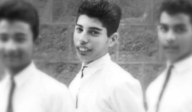 Fotografía de Freddie Mercury durante su etapa de estudiante en la Escuela de San Pedro, Bombay. Crédito: Instagram