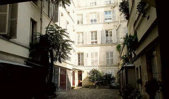  La calle Tournon. Patio interior donde vivió el escritor. Foto: difusión   