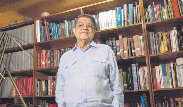  Escritor. Ramírez ganó el premio Alfaguara. Primer centroamericano en recibir el Cervantes. Foto: EFE   