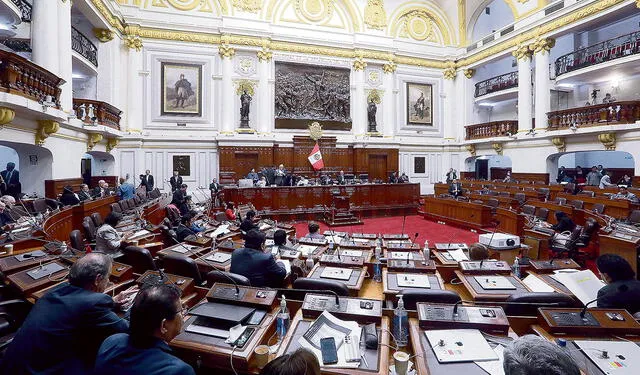  Previo a la solicitud de Montoya, se había aprobado con 69 votos a favor, 35 en contra y 7 abstenciones la solicitud de la Junta de Portavoces en relación al adelanto de elecciones. Foto: difusión   