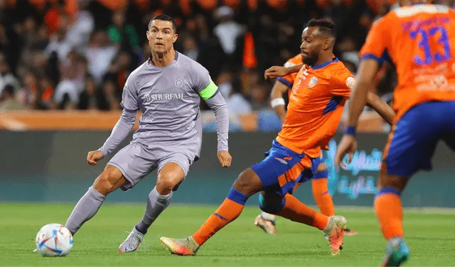 Cristiano Ronaldo jugó todo el partido ante Al Feiha y no pudo marcar. Foto: AFP   