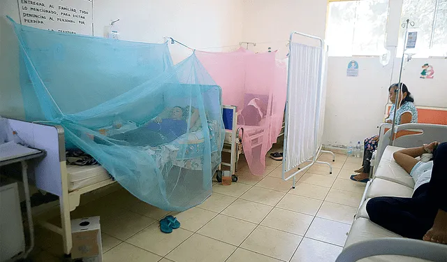  Zona Roja. En Piura, hospitales han colapsado de contagiados. Foto: Clinton Medina/La República   