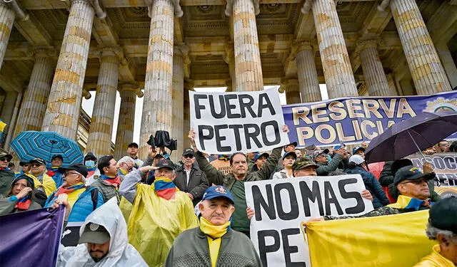  Desazón. Gustavo Petro ha perdido simpatizantes en gremios y organizaciones populares. Foto: AFP   