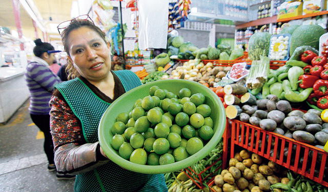  Escenario. En los últimos dos meses, el costo del limón repuntó hasta en 200% y explicaría el resultado inflacionario del mes de agosto, según Velarde. Foto: difusión   