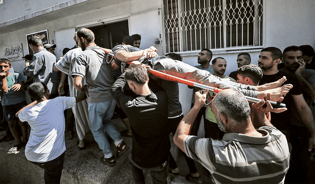  Violencia. Traslado del cuerpo de un palestino abatido. Foto: difusión   