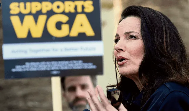  Lideresa. Fran Drescher estuvo al frente de las marchas. Foto: difusión   