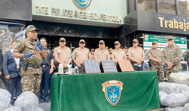  Presentación. En la sede de la Dirandro se informó oficialmente del extraordinario operativo antidrogas en el Callao. Foto: difusión   