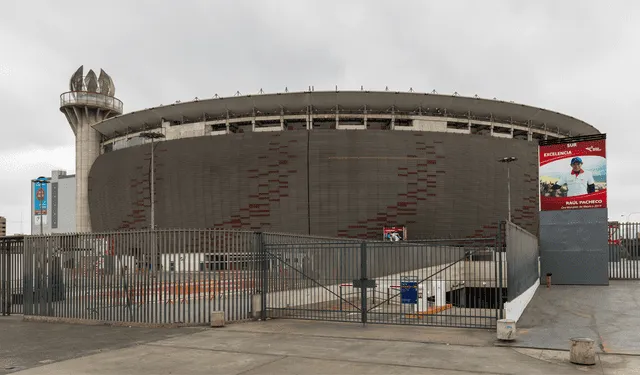 El Estadio Nacional se encuentra en el distrito de La Victoria. Foto: Diego Delso   