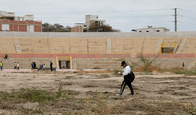 El Estadio Miguel Grau se encuentra abandonado desde hace 10 años. Foto: Almendra Ruesta/URPI-LR   