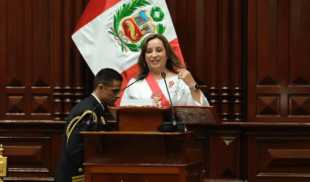 Dina Boluarte se encuentra investigada por la FIscalía en el denominado caso Rolex. Foto: La República.   