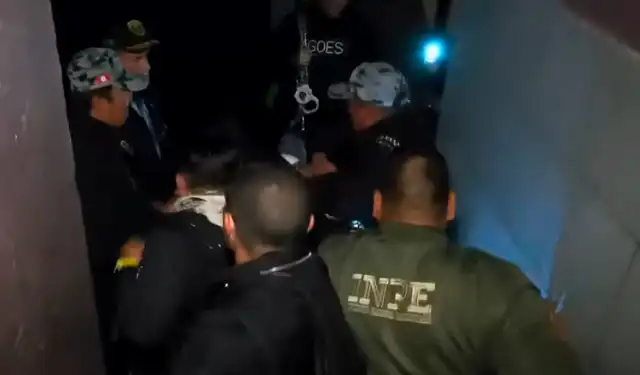 Personal del GOES al momento de traslado de los internos. Foto: captura Panamericana TV   