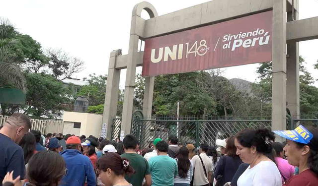 Varios estudiantes de colegios postularon a la UNI el domingo 8 de diciembre