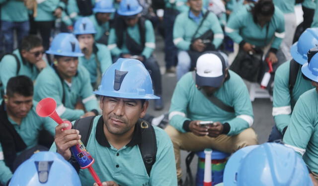 Los mineros de la Confemin volverían a salir a las calles este jueves. Foto: Marco Cotrina Los mineros de la Confemin volverían a salir a las calles este jueves. Foto: Marco Cotrina