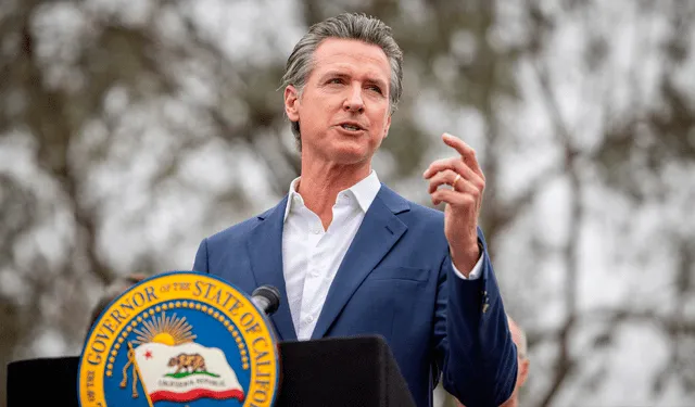 Democrat governor of the Golden State declared this increase will benefit every Californians. Photo: AFP.   