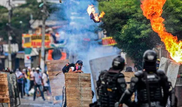 Gobierno colombiano confirma 26 muertos y 979 heridos durante las protestas