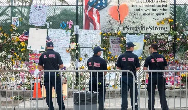 Derrumbe en Miami: sacan 3 cadáveres del edificio colapsado y sube a 27 el número de muertos Derrumbe en Miami: sacan 3 cadáveres del edificio colapsado y sube a 27 el número de muertos